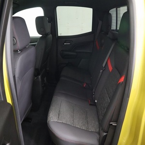 ¡Oferta Imperdible! Camioneta Chevrolet Colorado 2023 Súper Limpia, 2.7L Turbo Automática 4x4 Amarilla de Lujo - Product Image 4