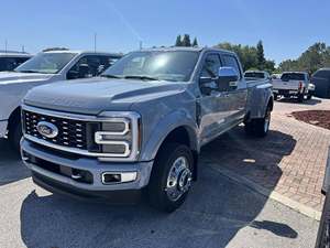 Ford F450 Limited FX4 Usado 2024 - Product Image 4