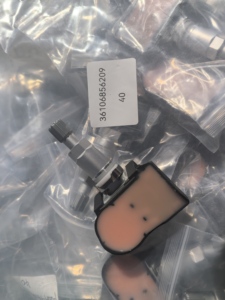 Sensore di Pressione Pneumatici TPMS per <span class=keywords><strong>BMW</strong></span> Serie 2 3 4 I3 I8 X1 X2 X5 36106855539, 36106858887 3610685888 36106881890 36106856209 - Product Image 6