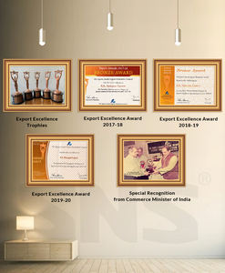 การก่อสร้าง 2 ชิ้นและเครื่องเย็บตะเข็บด้าย 5 ชั้นลูกคริกเก็ตหนังผักกระป๋องจากผู้ส่งออกชาวอินเดีย - Product Image 3