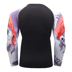 T-shirt de compression respirant anti-bactérien à manches courtes pour homme, personnalisable avec logo, sublimation, séchage rapide, idéal pour l'entraînement en salle de sport (OEM) - Product Image 2