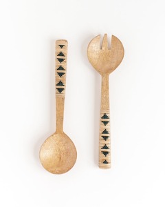 Ensemble de cuillères à salade en bois écologiques, design élégant, manche en résine colorée, pour la maison et la cuisine des hôtels - Product Image 6