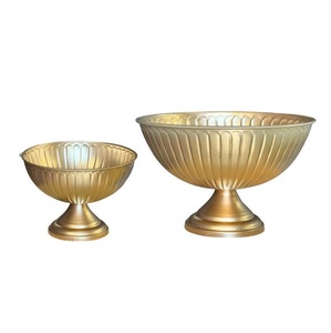 Jarrón Decorativo para Bodas al por Mayor, de Aluminio Dorado Cromado, Hecho a Mano, Ecológico, con Diseño Acanalado, Pedestal para Mesa, Maceta para Flores - Product Image 4