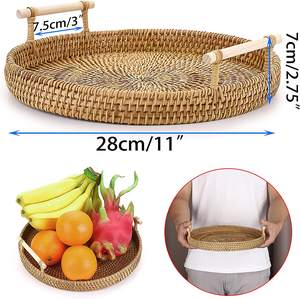 Le plateau de service en rotin est une combinaison parfaite d'élégance, d'utilité et d'artisanat - Product Image 2