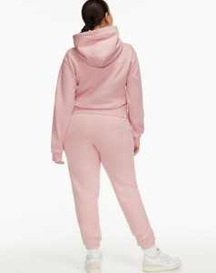 ชุดวอร์มมีฮู้ดสไตล์วินเทจสำหรับทุกเพศ ผ้าฟลีซพิมพ์ลายเรียบ ชุดเซ็ตเสื้อสเวตเชิ้ตและกางเกงจ็อกเกอร์ คุณภาพดีเยี่ยม เป็นมิตรต่อสิ่งแวดล้อม สินค้ามาใหม่ - Product Image 4