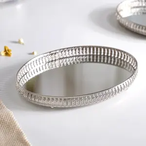 Bandeja de servicio decorativa de metal ovalada clásica con diseño de lujo para soluciones de servicio elegantes a precio mayorista - Product Image 3