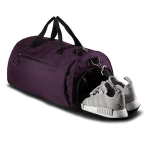 Sac de sport pour le transport quotidien en voyage, conçu en tissu robuste, avec bretelles réglables et espace intérieur. - Product Image 1