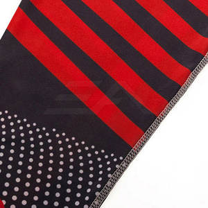 Nuevo Rashguard Personalizado para Adultos, Sublimado, Transpirable, Ecológico, con Diseño OEM y Logotipo, de Alta Calidad, en Spandex/Poliéster para Hombre - Product Image 3