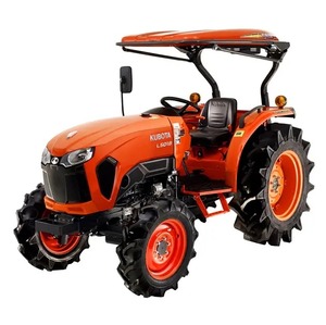รถแทรกเตอร์ขนาดเล็กสำหรับฟาร์ม Kubota 80HP 4WD รถตักดินรถแทรกเตอร์การเกษตรมือสอง