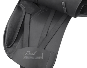 Selle d'équitation anglaise en cuir véritable de designer avec arceau en plastique pour le saut d'obstacles, la course et l'équipement d'équitation - Product Image 2