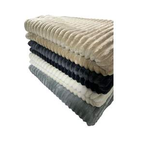 Manta doble a rayas Wellsoft, hinchada y cómoda, categoría de producto - Product Image 5