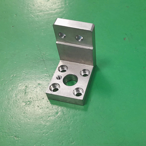 บริการเครื่องจักรความแม่นยำสูงสำหรับชิ้นส่วนเครื่องจักรกลจากเวียดนาม - Product Image 1