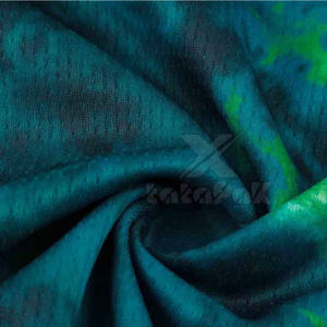 Ensembles d'uniformes de basket-ball respirants personnalisés comprenant un maillot et un short avec impression personnalisée - Product Image 6