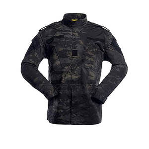 Trajes Tácticos Softshell con Material Impermeable, Codos Reforzados y para Uso en Exteriores - Product Image 3