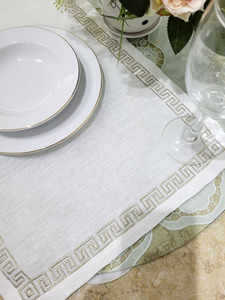 Ensemble de napperons et de serviettes de table de conception de clé grecque de broderie pour la maison ensemble de napperon et de serviettes de table de luxe en lin blanc de restaurant - Product Image 4