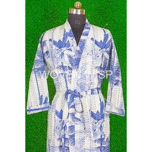 Venta al por mayor de algodón hecho a mano de las mujeres con estampado floral acolchado con cuello en V Kimono chaqueta transpirable tejido de ganchillo en relieve patrón de encaje - Product Image 3