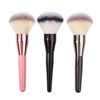 Pinceau à poudre libre tendance pinceaux à éventail rond unique pour les cosmétiques extra larges pour le visage vente en gros du pinceau de maquillage le plus vendu