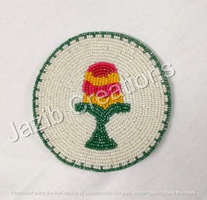 Meilleure vente Ensemble de sous-verre perlé multicolore extravagant 4 modèles différents avec broderie de style européen pour la décoration de table - Product Image 5