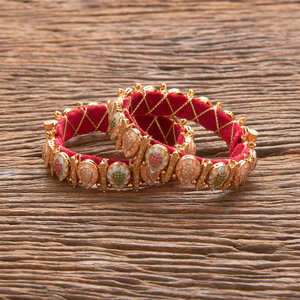 Brazaletes Meenakari de Dos Piezas Chapados en Oro Antiguo, Joyería Artificial de Moda, Mayoristas en India - Product Image 1