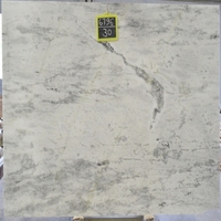 Grande dalle de marbre blanc de luxe poli, imperméable, moderne, pour comptoir de cuisine, îlot de salle à manger, dessus de meuble de salle de bain, villa
