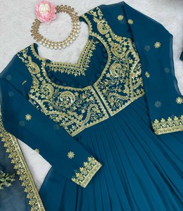 Elegante Vestido Largo Anarkali Color Verde Azulado con Bordado de Hilo Dorado y Dupatta |   Vestido para Bodas y Fiestas - Product Image 1