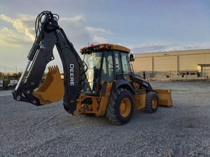 ACHETER JOHN DEERE 320 P CHARGEUR-PELLE - Product Image 2