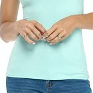 Débardeurs de qualité supérieure à coupe ajustée 100% coton pour femmes de couleur unie pour tous les âges - Product Image 4