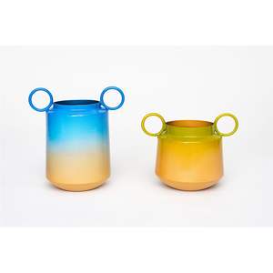 Wholesale Colorful Powder Coated Iron <b>Vase</b> Creative <b>Donut</b> Handle <b>Vase</b> Modern Ombre Metal Pot for Dried Flower Luxury Centerpiece - Product Image 1
