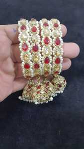 Designer Kundan Latkan Bangles Bijoux ethniques élégants pour les mariées et les occasions spéciales pour un approvisionnement mondial - Product Image 4