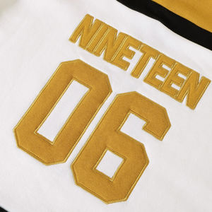 Sudadera con Capucha Personalizada para Hombre, Modelo 1906 Alpha Gold WHITE ICE HOCKEY, con Letras Estampadas en Felpa, 100% Algodón de Punto, Logotipo Universitario, Fraternidad - Product Image 6