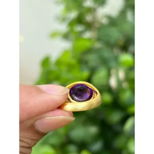 Bague en argent 925 avec améthyste naturelle et technologie d'incrustation à sertissage clos - Product Image 6