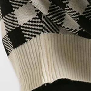 Vente en gros de sweat-shirt tricoté épais pour femmes sweat à capuche personnalisé avec logo à l'avant style décontracté d'hiver pour femmes et filles - Product Image 2