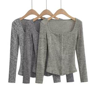 Nouveau cardigan décontracté d'hiver en coton doux, couleur unie, col en V, logo sur le devant, pour un port confortable, pull pour femmes - Product Image 2