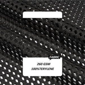 Camiseta de malla con sistema avanzado de ventilación que te mantiene fresco durante sesiones intensas - Product Image 5