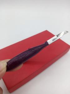 Coupe-cuticules de haute qualité en acier inoxydable avec revêtement en poudre de vin, personnalisable avec votre propre logo et couleurs, instruments de beauté GETUP - Product Image 2