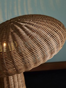 Lámpara de Mesa de Ratán Sostenible Más Vendida, Forma de Hongo, Color Natural, Iluminación Hecha a Mano para Proyectos de Interiores al por Mayor - Product Image 2