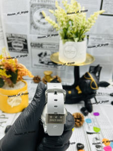 Reloj Digital VVS con Incrustaciones de Diamantes de Moissanita Multicolores, Bisel con Diamantes, Caja Plateada y Reloj de Moda con Incrustaciones - Product Image 2