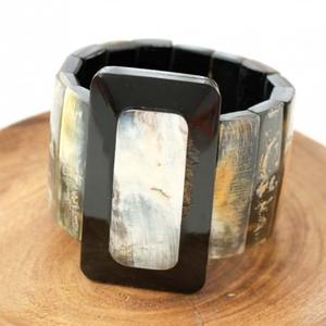 Brazaletes de Cuerno de Búfalo Pulido para Mujer |   Joyería Artesanal Sostenible - Product Image 1