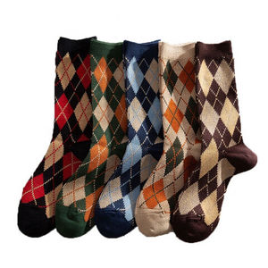 Argyle patrones clásicos Vintage Retro algodón Crew calcetines personalizados cálido estilo Casual hombres mujeres calcetín al por mayor - Product Image 1