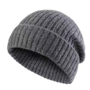 Gorros de Invierno de Diseño para Protección Contra el Frío, Modernos, con Rayas de Camuflaje, Lazos y Letras Personalizadas Impresas, para Uso en la Playa - Product Image 6