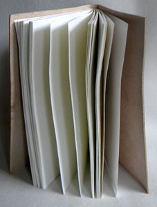 Diario indio hecho a mano, clásico en relieve, color tostado, estampado de flores, diario de viaje Retro, papel exclusivo hecho a mano, diario de cuero - Product Image 4