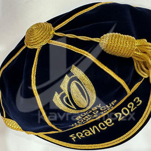 Logotipo personalizado Rugby Honor Cap Color rojo Rugby Cap con bordado de oro Gorra de rugby más vendida - Product Image 6