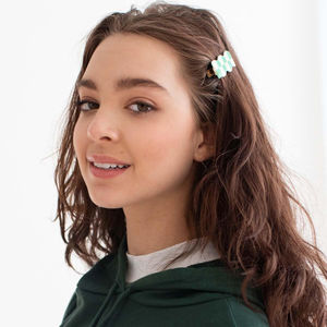 Complètement personnalisé de haute qualité pour les femmes, couleur unie, crop top à capuche vierge, nouvel arrivage de sweats à capuche avec logo personnalisé et imprimé pour les femmes - Product Image 3