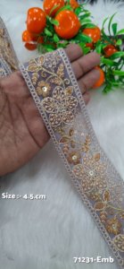 ผ้าลูกไม้ปักลายดอกไม้ที่ออกแบบตามสั่งมีห้าสีสำหรับชุดที่มีความกว้าง4.5ซม. - Product Image 2