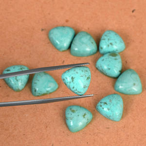 Cabujones sueltos naturales hechos a mano de turquesa de Arizona, piedras preciosas cortadas, forma de triángulo de tamaño personalizado para accesorios de fabricación de joyas - Product Image 4