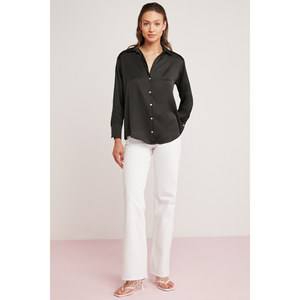 Chemise sans poches en tissu satiné pour femme ETHIQUET Yvonne, coupe classique - Product Image 5
