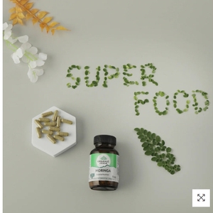 Organik hindistan <span class=keywords><strong>Moringa</strong></span> kapsülleri temel süper gıda proteini vitaminleri mineraller ve antioksidantsfor dengeli sağlık ihtiyaçları