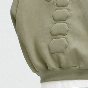 Sweat à capuche surdimensionné en coton 100% avec motif en relief 3D personnalisé, poids lourd d'hiver 500GSM, design de poche, streetwear, fabricant de mode - Product Image 4