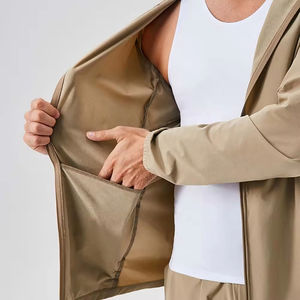 Chaqueta deportiva con capucha y cremallera ligera personalizada de alta calidad, chaqueta deportiva holgada informal para senderismo, gimnasio, Fitness, chaqueta de chándal de nailon para hombres - Product Image 2