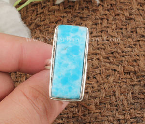 925 Sterling Silver Minimalist Designer Ring avec Rectangle Turquoise Gemstone À La Main Larimar De Mariage Bague En Gros - Product Image 4